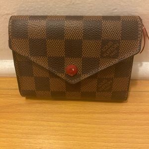 LOUIS VUITTON VICTORINE WALLET
